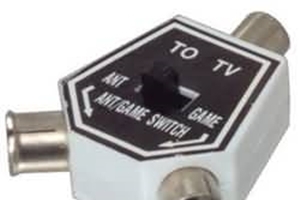 Anténní - coax. přepínač